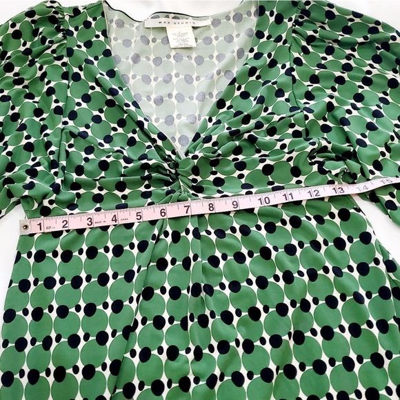 PRICE DROP 🔥 MAX STUDIO V Neckline Dress - Picture 4 of 6